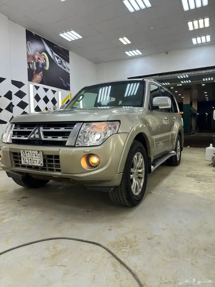 باجيرو 2014 فل كامل للبيع 1