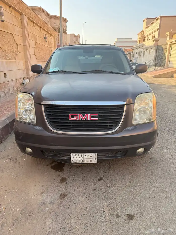 جمس يوكن 2010. 0