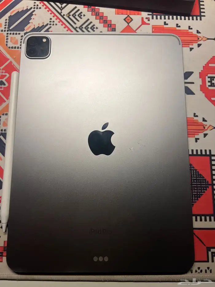 ايباد برو m2 الجيل الرابع 1