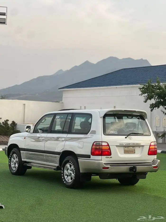 تويوتا لاندكروزر 2002 فل كامل 80
