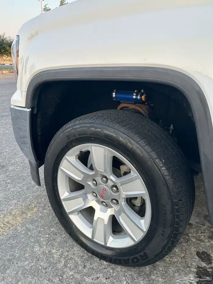 للبيع جمس سييرا 2018 غماره Z71 دبل 4X4 فل 40