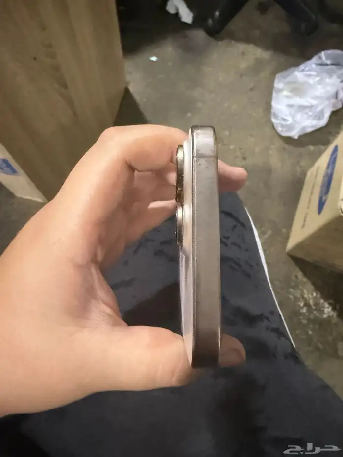 ايفون 16 برو مكس للبيع 2