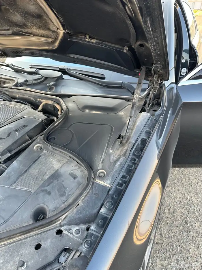 مرسيدس 2015 حجم 550 البيع بدون اللوحه 3