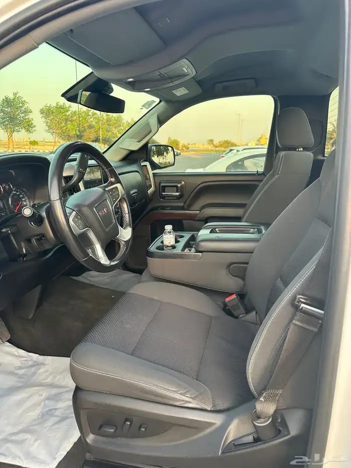 للبيع جمس سييرا 2018 غماره Z71 دبل 4X4 فل 32