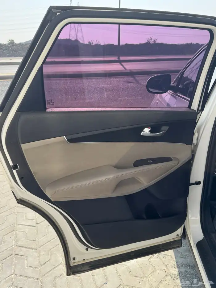 سورنتو 2015 الشكل الجديد مالك واحد (أربعة سلندر) 12