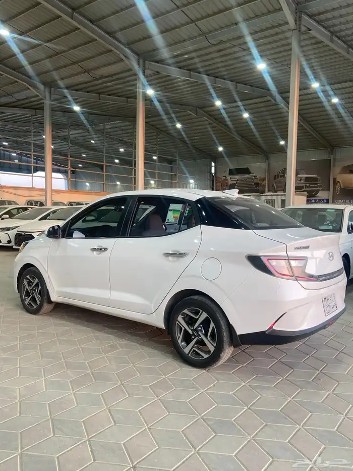 هونداي اي 10 فل كامل موديل 2024 ماشي 30 الف كلم 1