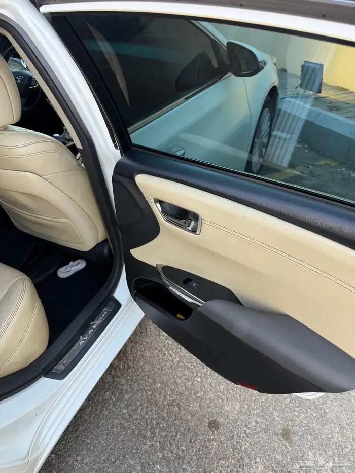 تويوتا افالون فل كامل فئة ليموتد 2013 7