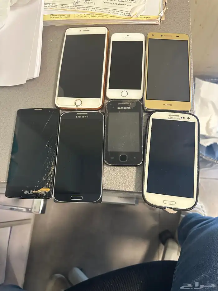 للبيع 7جوالات انواع مختلفه لاتعمل 0