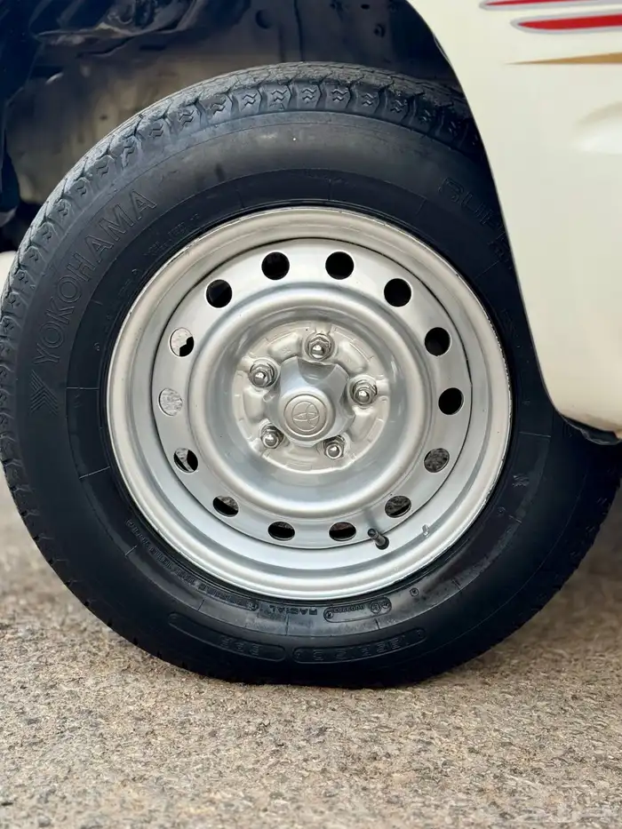 للبيع هايلكس غمارتين 2003 ((GL))نظيف 30