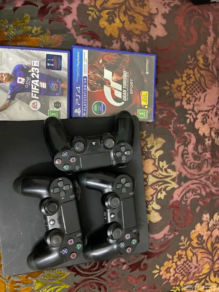 سوني فور  4 1