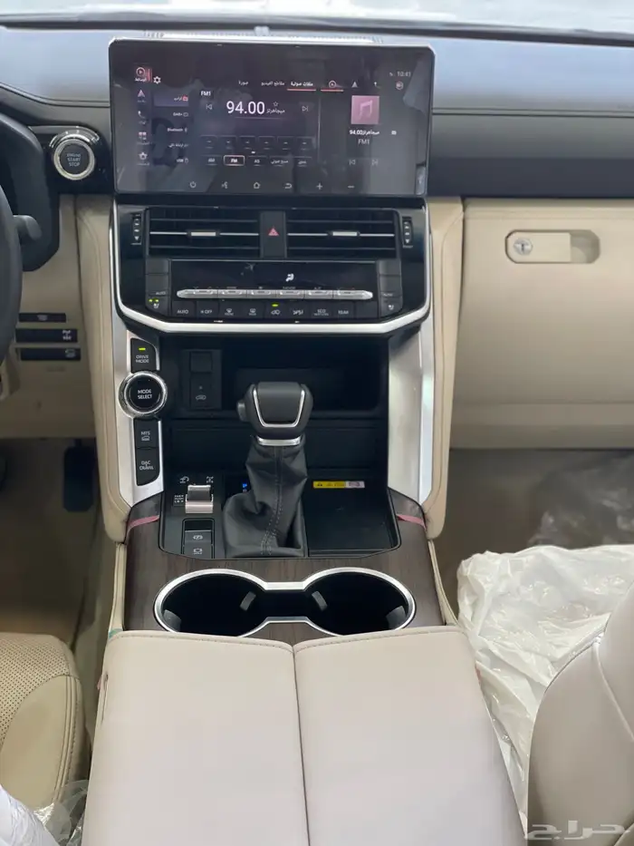 تويوتا جي اكس ار 4. 2025 12