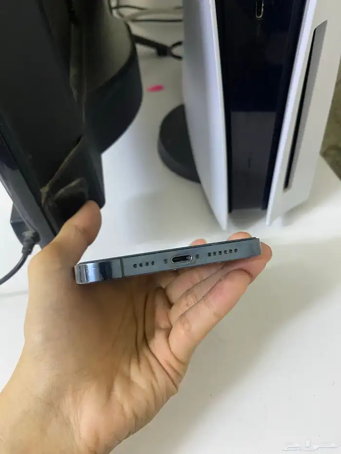 ايفون 12 بروماكس 256 قيقا نظيف 7
