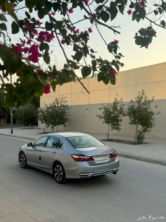 هوندا اكورد 2017 13