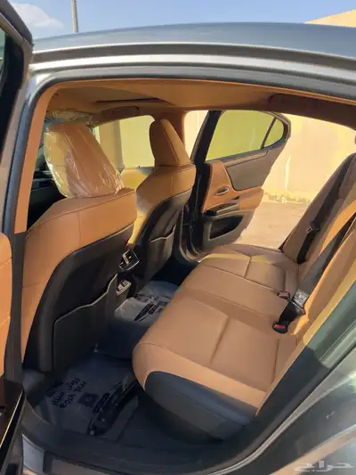 لكزس ES300h 2024 للبيع index