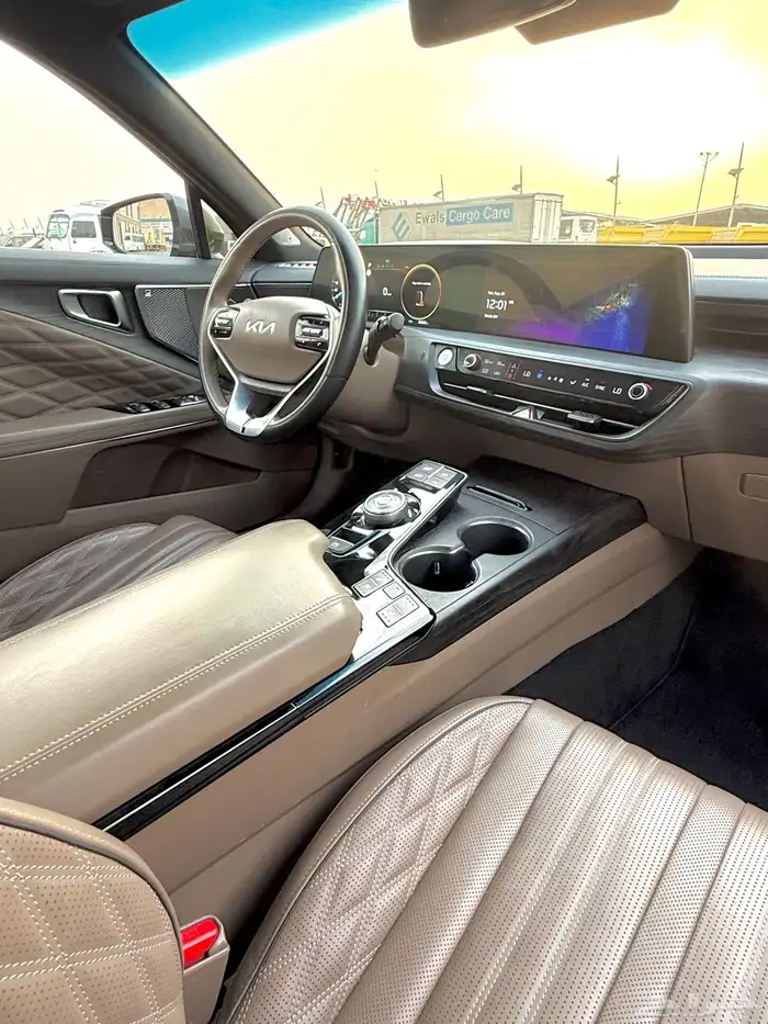 كيا K8 بنورما 2022 اعلا مواصفات بحالة الوكاله للبيع 12