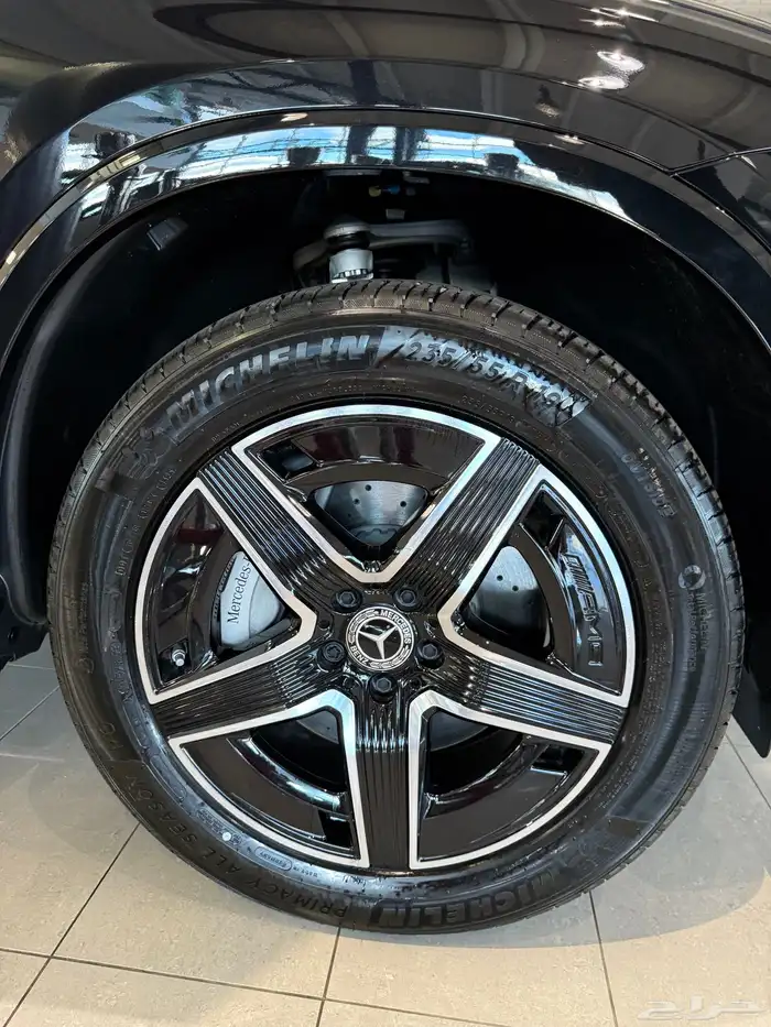 للبيع معشوقه البنات مرسيدسGLC300 موديل 2026 اصفار وارد كندا 9