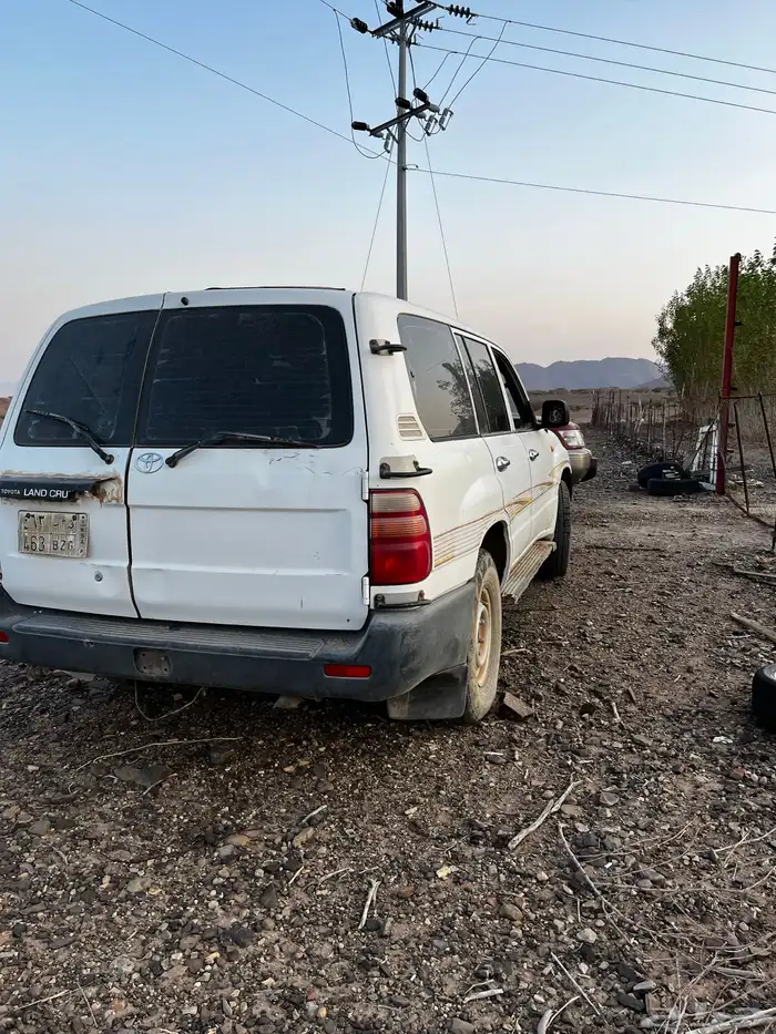 جيب جي لندكروزر 6