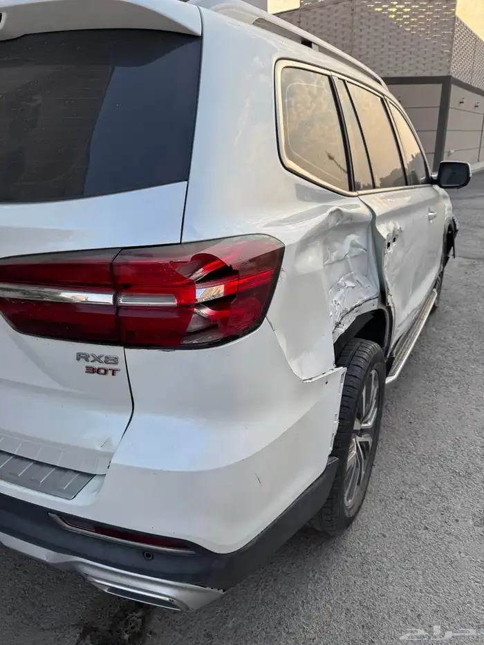 ام جي اركس 8 مصدومه 0