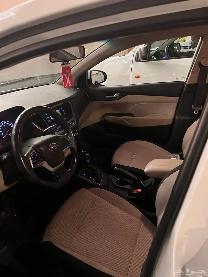 اكسنت 2020 للبيع 6