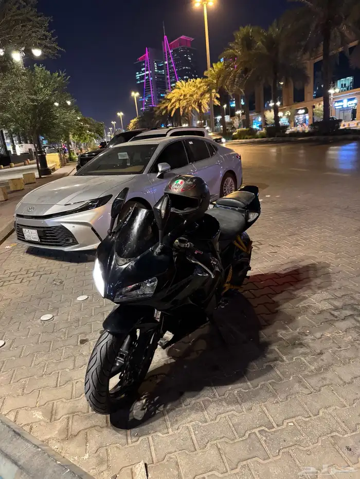 دباب هوندا CBR 1000 للبيع 3