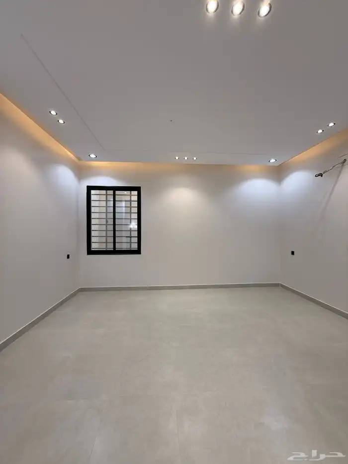 للبيع شقق ارضيه وارواف علويه بأسعار صيدة بموقع مميز بالخميس 46