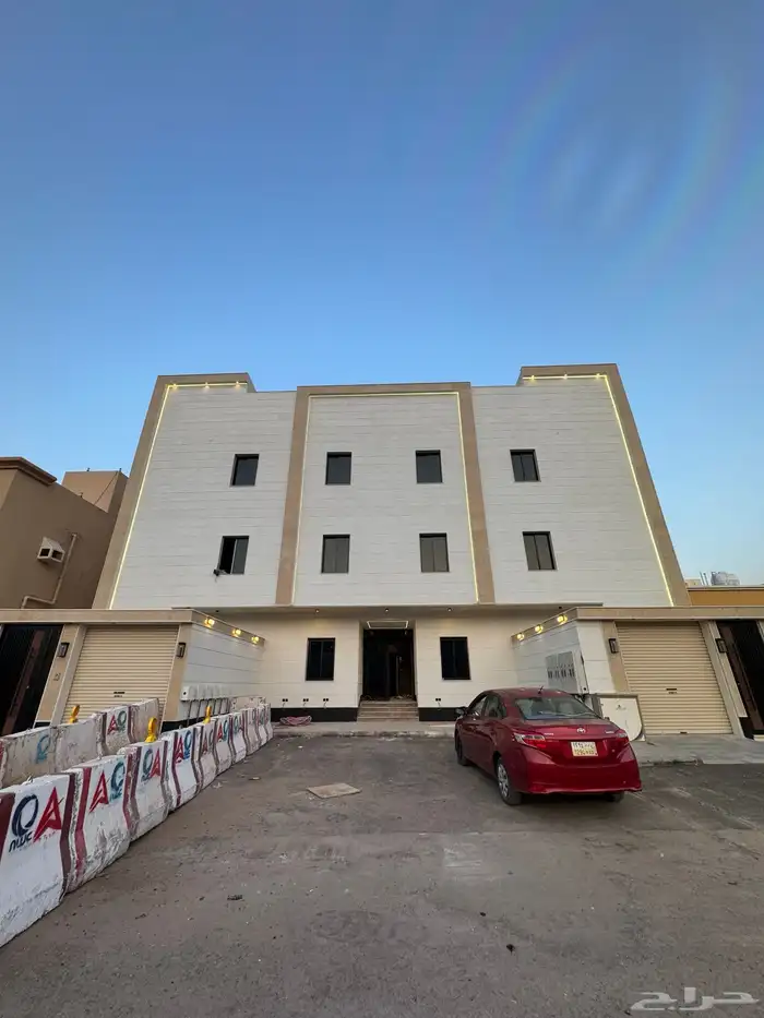 شقق تمليك فاخرة في مخطط الجابرة مداخل خاصة 0