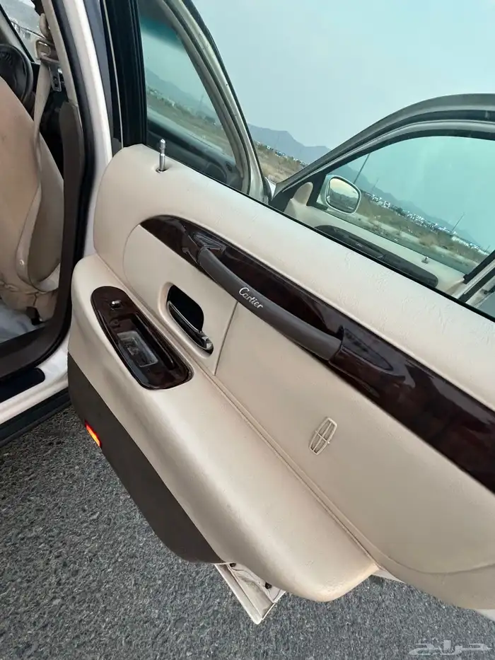 لنيكون تاون كار 1998 المالك الاول ابن باز رحمه الله 7