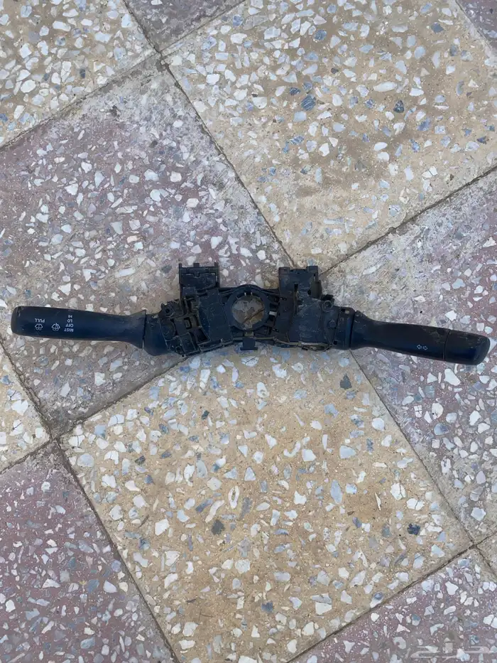 قطع غيار هايلكسس داخليه وخارجيه من 2006 إلا 2015 3