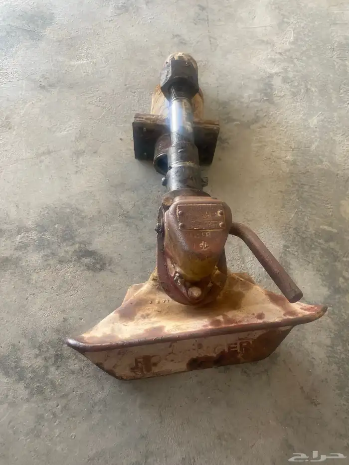 للبيع هوك مرسيدس شد بلد للتواصل على رقم هذا 1