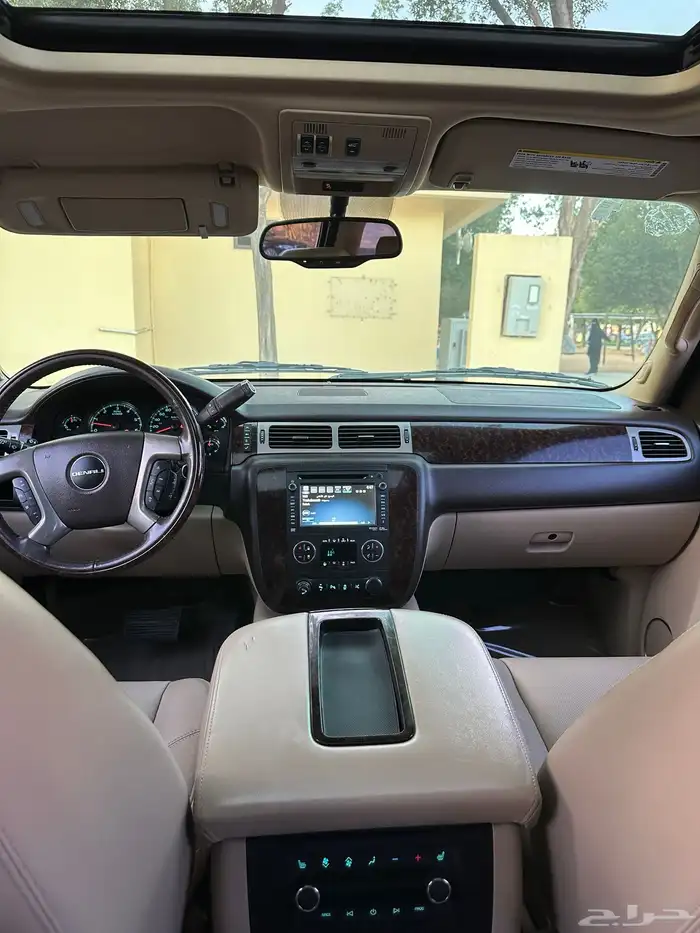 يوكن دينالي XL 2012 مخزن 7