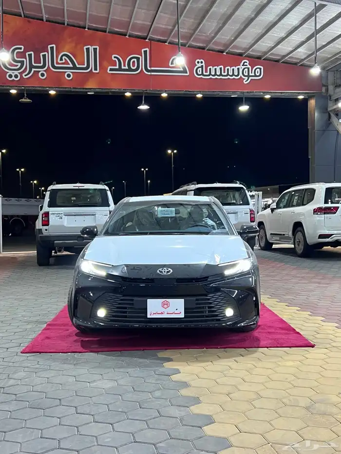 تويوتا   كامري E استاندر بنزين 2025 جديد سعودي 118.450 شامل 1