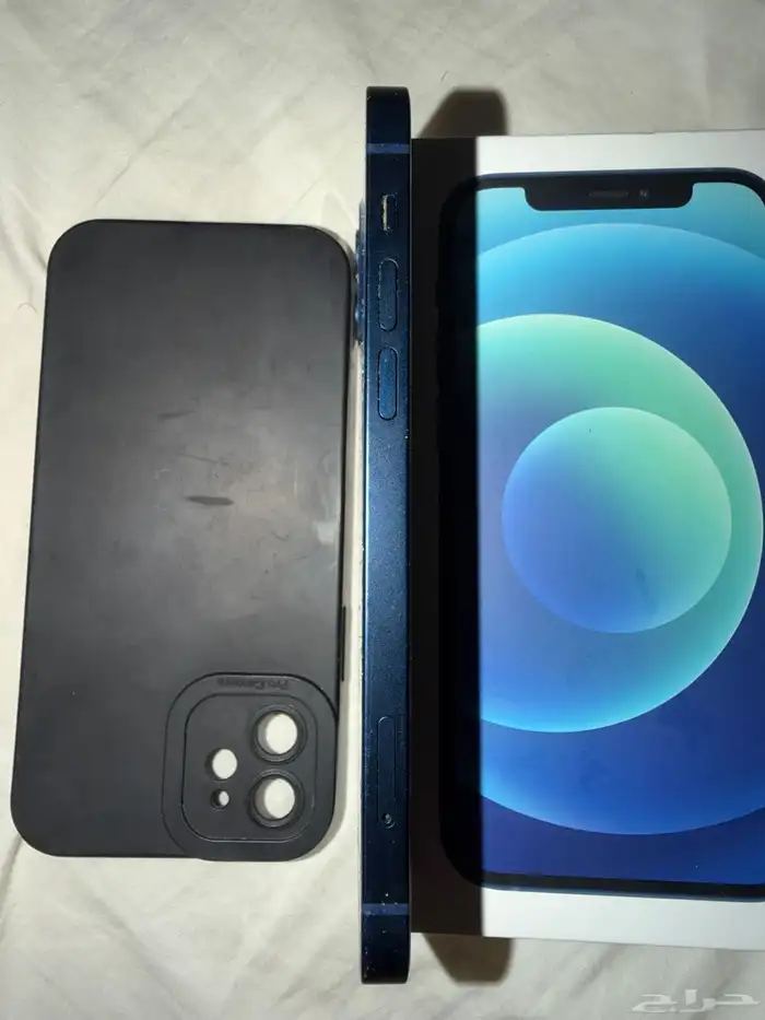 ايفون 12 ازرق -IPhone 12 3
