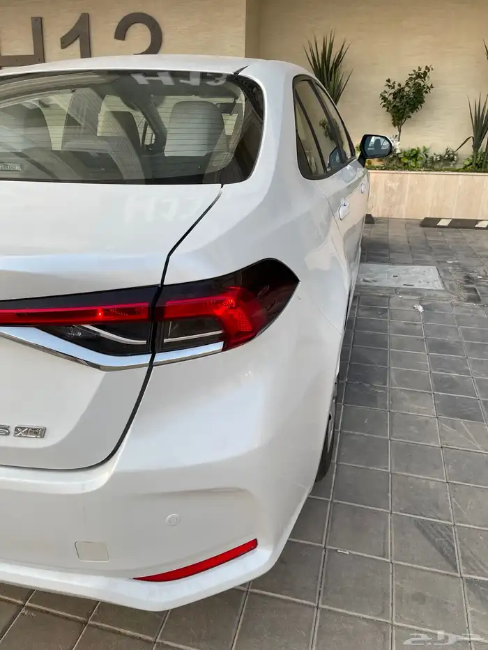 تويوتا كورولا XLI 1.5 ستاندر بنزين 2022 28