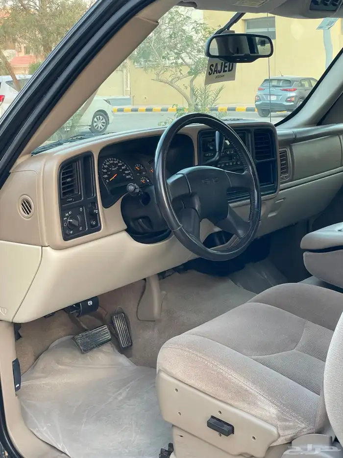 GMC سوبربان 2004 مخزن 43