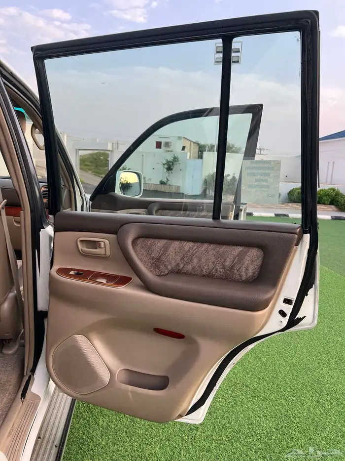 تويوتا لاندكروزر 2002 فل كامل 69