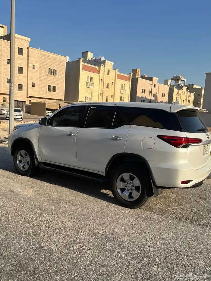 فورتشنر بريمي ديزل 2024 للتقبيل 3