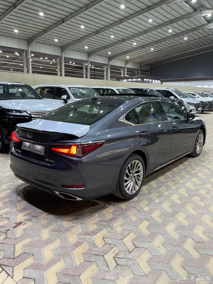 لكزس Es350 CC سعودي 2025 كاش اقساط 8