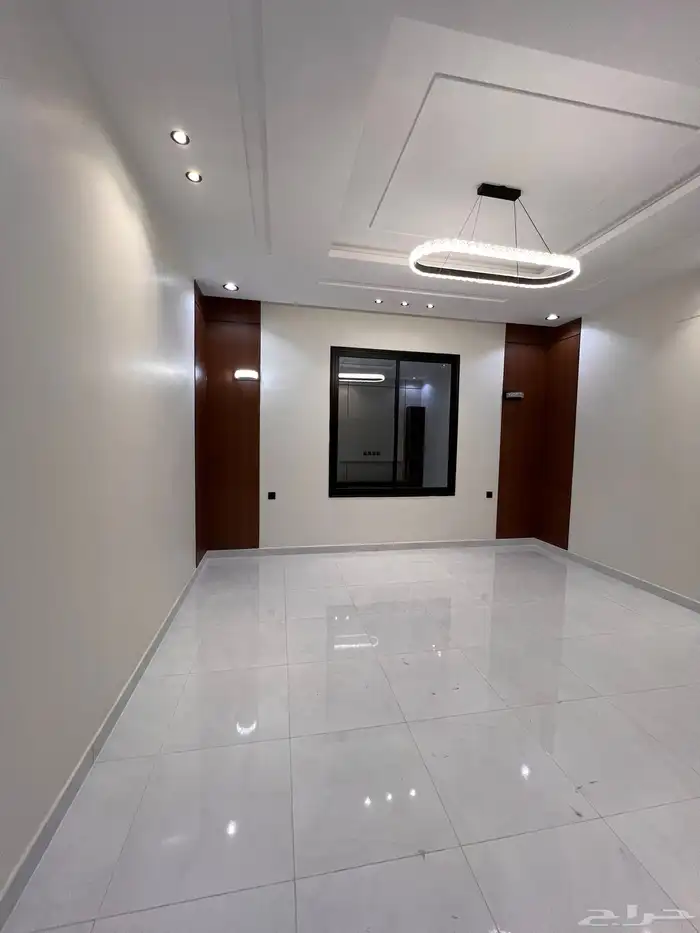 للبيع فيلا روف مع ملحق حى الراقى خميس مشيط780 الف 15