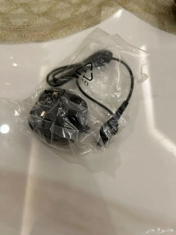 مكينة حلاقة فليبس شبه جديدة بكامل الملحقات 5