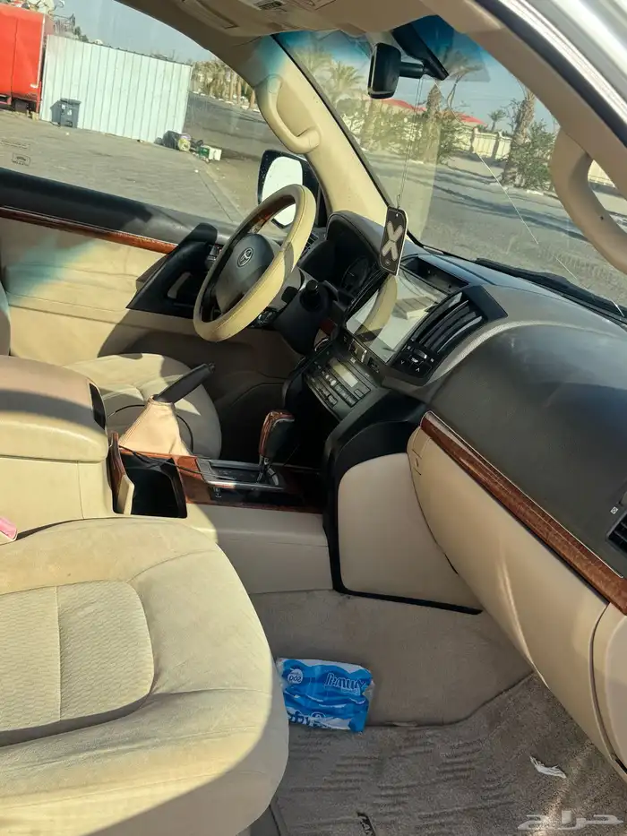 جيب لاندكروز 2014 فل كامل 9