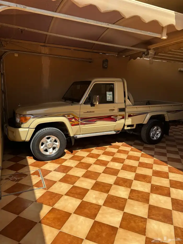 للبيع تويوتا شاص 2017 سعودي فل سوبر ديلوكس 1