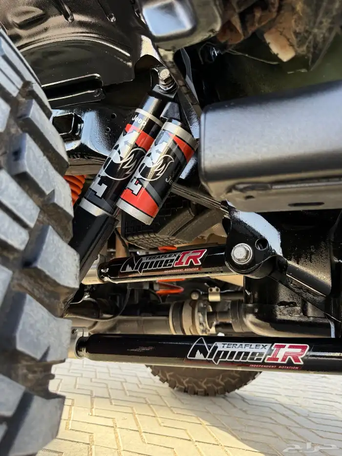 جيب قلاديتور Jeep Gladiator 2023 22