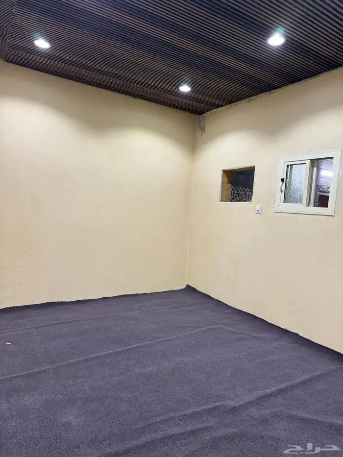 حوش كبير للايجار 3