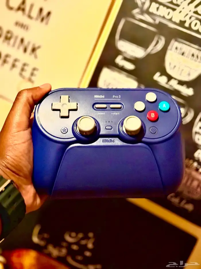 كنترولر 8bitdo pro جديده للبيع 0