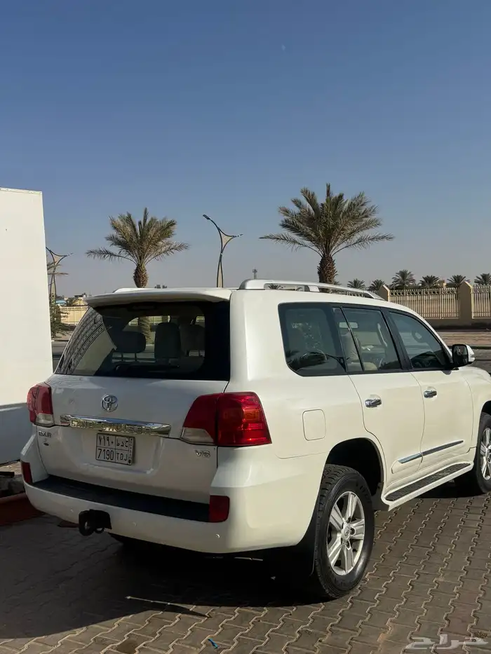 جيب لاندكروز 2014 فل كامل 5