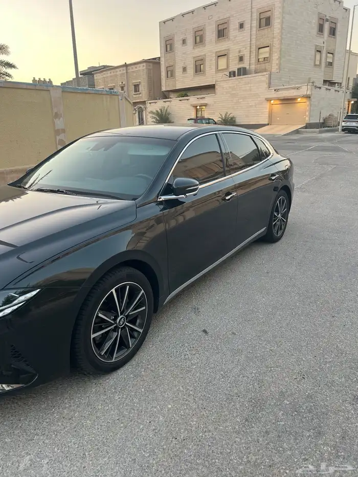 ازيرا 2020 فل كامل بدون بانوراما وارد كوريا 1