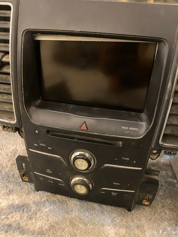 شاشة فورد تورس 2015 فل كامل 11