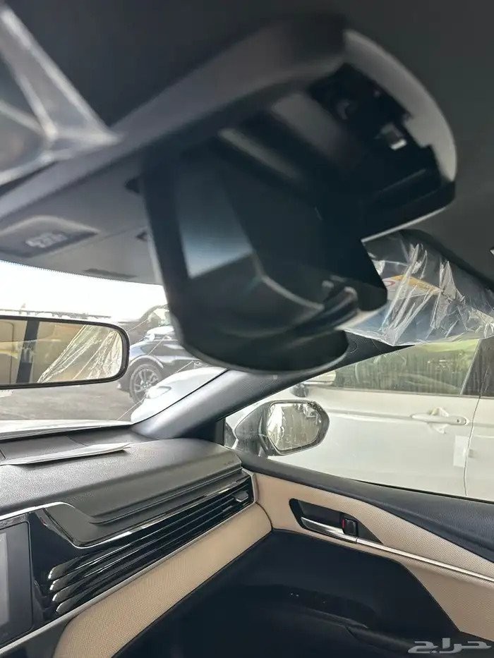 كامري تيتانيوم استاندر E موديل 2025 استلام فوري 18