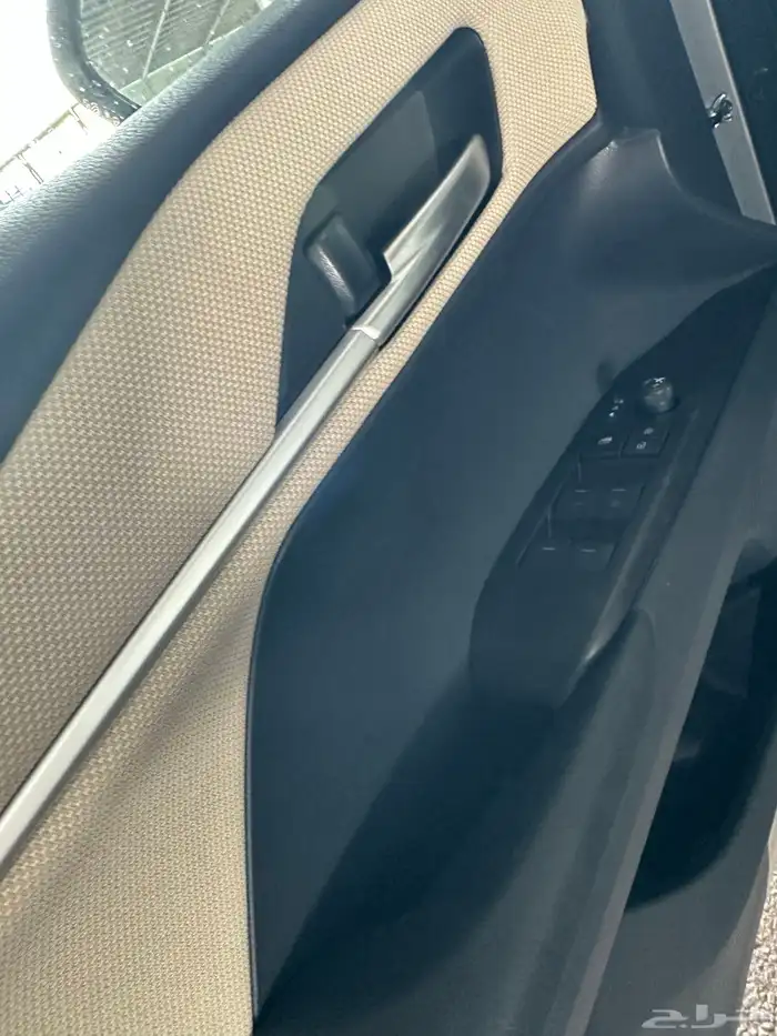 كامري تيتانيوم استاندر E موديل 2025 استلام فوري 7