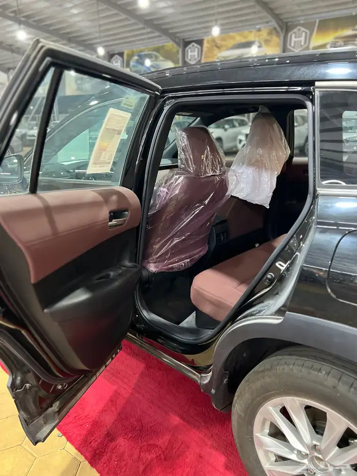 تويوتا   كورولا كروس XLE نص فل هايبرد 2023 جديد 83.000 شامل 20